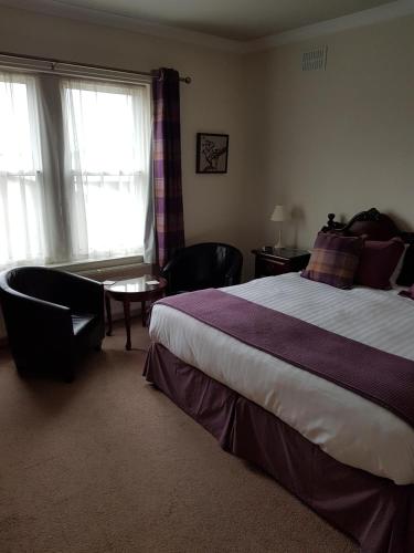 Hamilton House - image 2