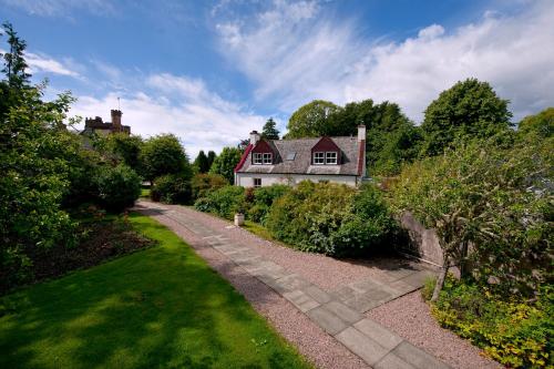 Isle of Eriska Hotel Spa & Golf - image 4