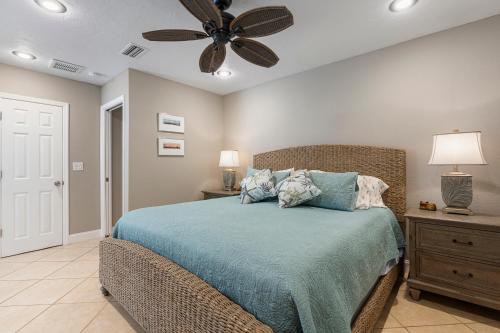 Anna Maria Island - Waterfront Escape - image 5