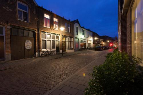 Darley's - image 13