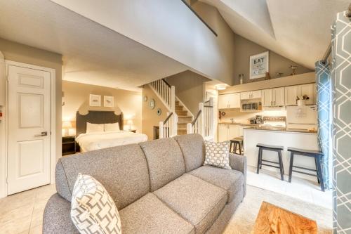 Condo 413 at North Creek Resort by Vacasa, Blue Mountains
