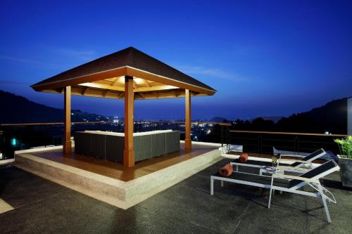 room detail thumbnail 1