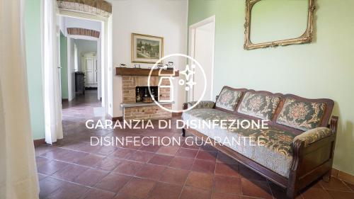  Italianway - Strada Grinzane 3, Pension in Grinzane Cavour