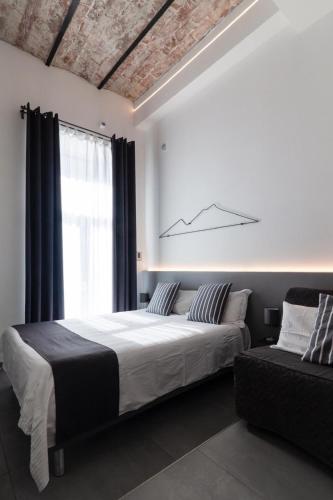 VESUCHARME SUITE Luxury Room, Неаполь