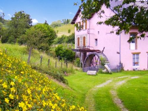 Maison de 2 chambres avec jardin clos et wifi a Chirens