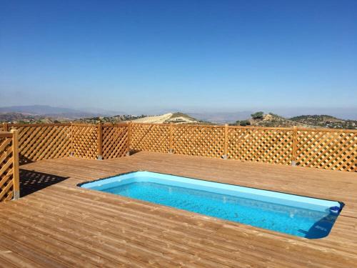 Villa with 2 bedrooms in Coin with wonderful mountain view private pool enclosed garden 30 km from the beach