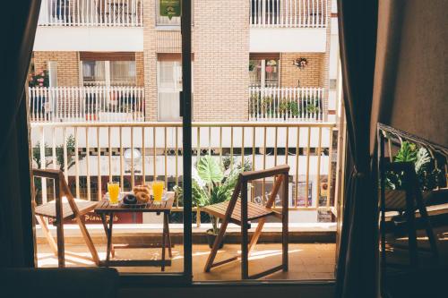 GROS ZURRIOLA BEACH WIFI TERRACE PARKING 16E night