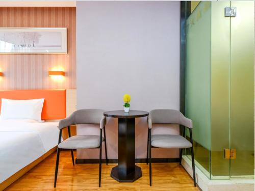 7Days Premium Chongqing Jiefangbei Commercial Street Branch photo