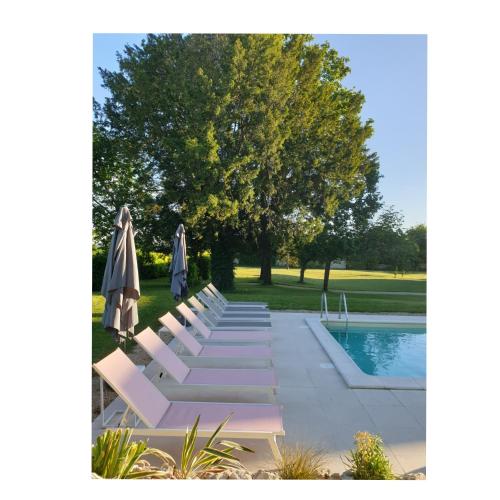 Domaine de Bourgville in Monts-sur-Guesnes