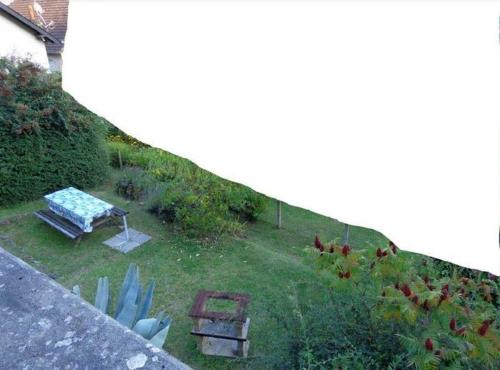 Maison de 2 chambres a Saint Robert avec jardin clos et WiFi gîte à louer La Perche