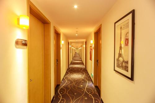 7Days Premium Chengdu Railway East Station Branch in Chengdu