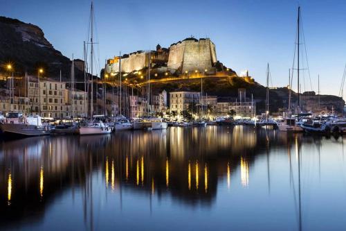 . Appartement d'une chambre avec vue sur la ville et wifi a Bonifacio a 5 km de la plage