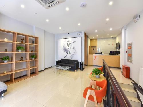 7Days Premium Beijing Station Branch in جيانغمن & محطة القطار