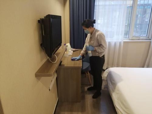 7Days Premium Beijing Zhongguancun Renmin University Suzhou Street Subway Station Branch – Beijing, IA