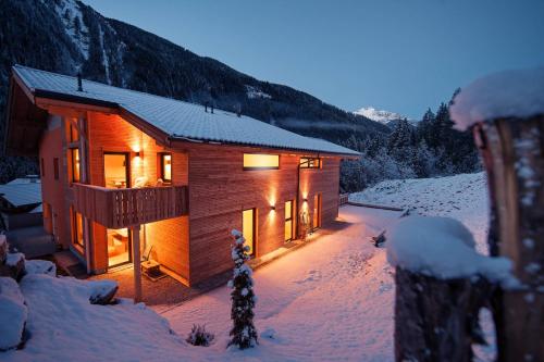Ferienhaus zum Stubaier Gletscher - WALD - Apartment - Neustift im Stubaital