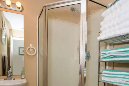 Gulf Island Condos Unit 722