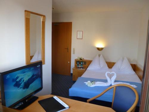 Hotel am Feuersee - image 11