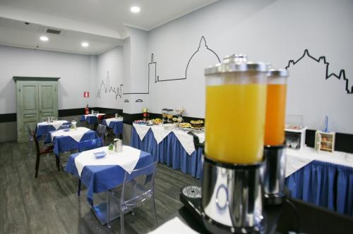 Hotel Magenta - image 12