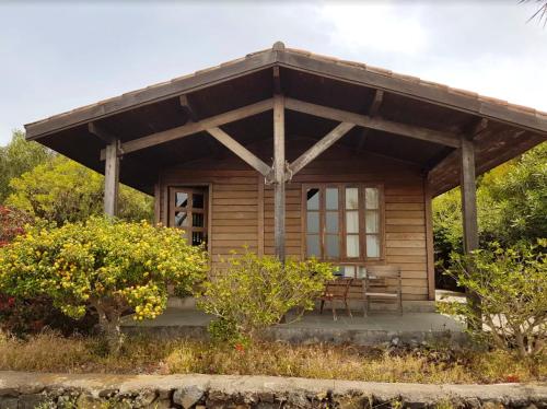 One bedroom house with sea view shared pool and garden at Los Llanos gîte à louer Los Quemados