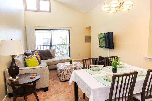 SERENE 2 BEDROOM 2 BATH CONDO - image 8