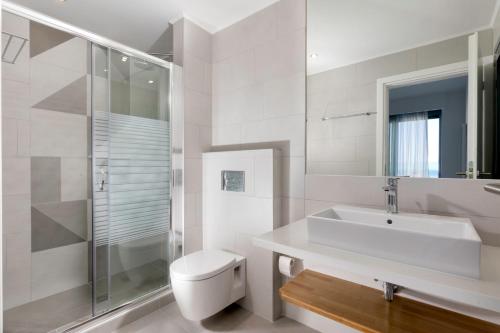 Villa Emerald with swimming pool in Lindos - image 12