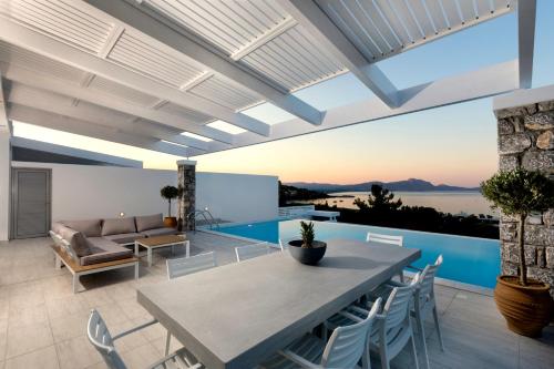 Villa Estella with pool & jacuzzi in Lindos 3