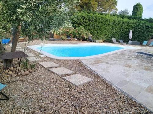 Villa de 3 chambres avec piscine privee jardin clos et wifi a Eyragues - Location, gîte - Eyragues