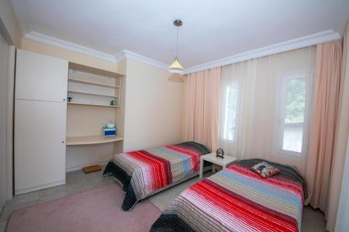 Water Home Turunc Daily Weekly Rentals - main image