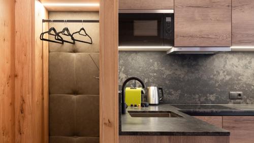 Comfort One-Bedroom Apartment with Balcony