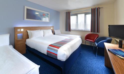 Travelodge Limerick Castletroy - image 2