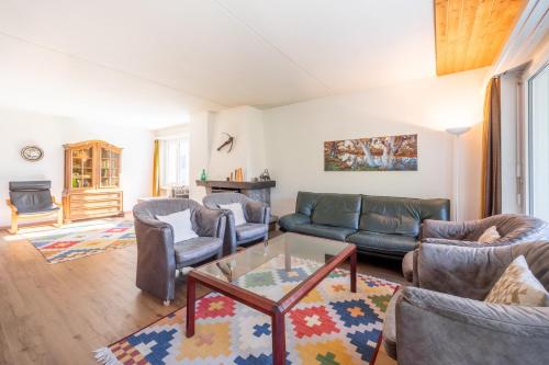 LAAX Homes - Val Signina 4-8 - Apartment - Laax