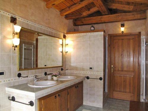Bathroom, Haus Barbara in Novate Mezzola