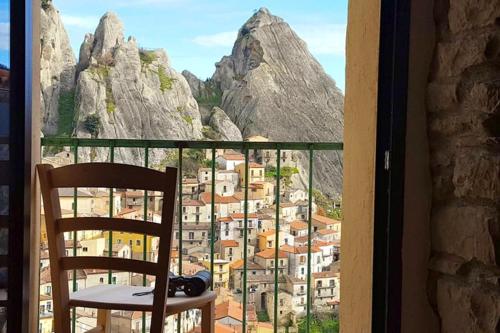 Studio in Castelmezzano with wonderful mountain view furnished balcony and WiFi 