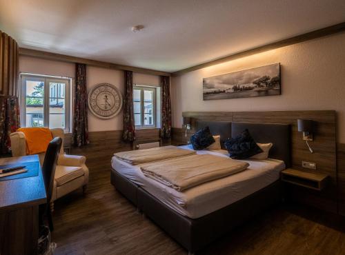 1 queen bed
