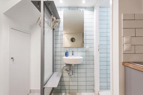 Be based in this groovy loft in the CITY CENTER!!, Atény (fotografie 10)