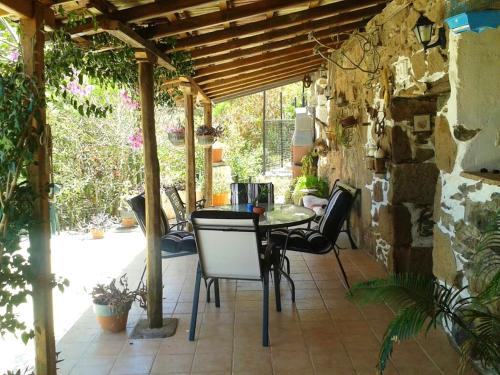 3 bedrooms house with sea view garden and wifi at Aguimes gîte à louer Santa Lucía