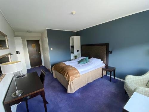 2 twin beds