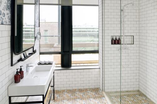 Mövenpick Hotel The Hague - image 7