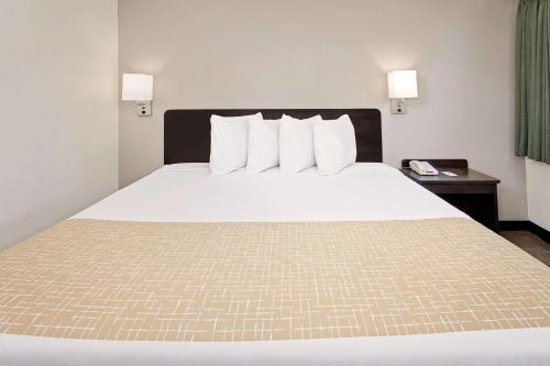 Travelodge by Wyndham College Park in Atlanta, USA