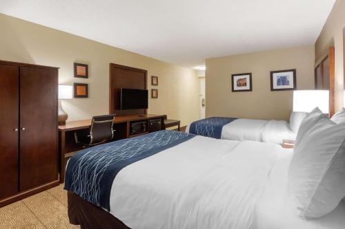 Comfort Inn & Suites Durham near Duke University