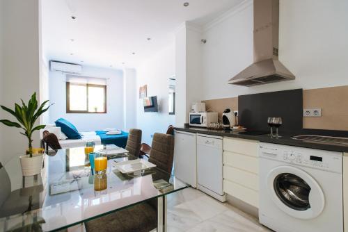 Hostly Plaza de Armas Lightfull loft-Center-Parking op-CLess, Sevilla (Foto 7)