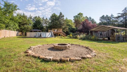 Lees Secret Garden Home - image 8