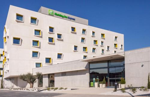 Holiday Inn Express Montpellier - Odysseum an IHG Hotel - image 3