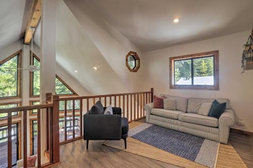 Modern Tahoe Donner Retreat with Deck and Grill! - image 9