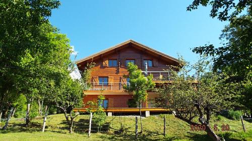 Gite du Chalet Barnabas Relais Motards - Apartment - Saint-Martin-de-la-Porte