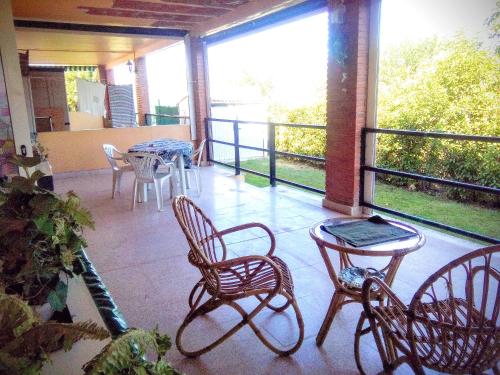 House with 2 bedrooms in Terrer with wonderful mountain view shared pool and furnished terrace gîte à louer Jaraba