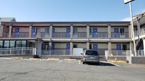 Rest Inn - Elizabeth in Elizabeth, USA