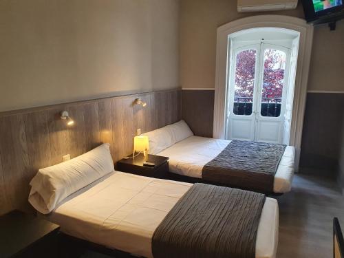 CH Plaza D'Ort Rooms Madrid - image 9