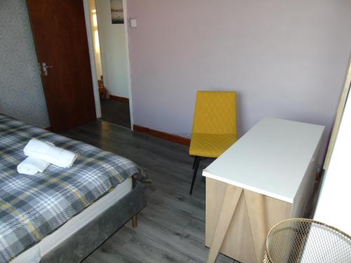 Budget Rooms, Bolton, Lancashire