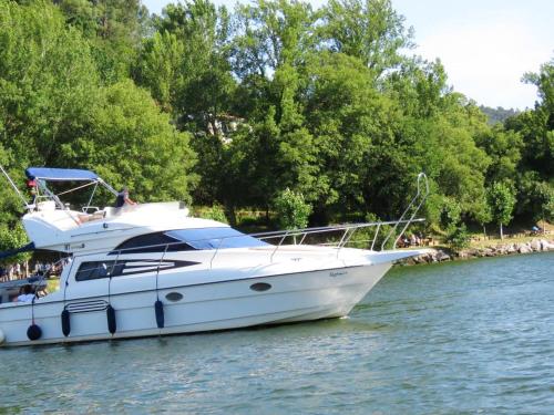 Charming house in Souselo with stunning views, 48m² gîte à louer Travassos